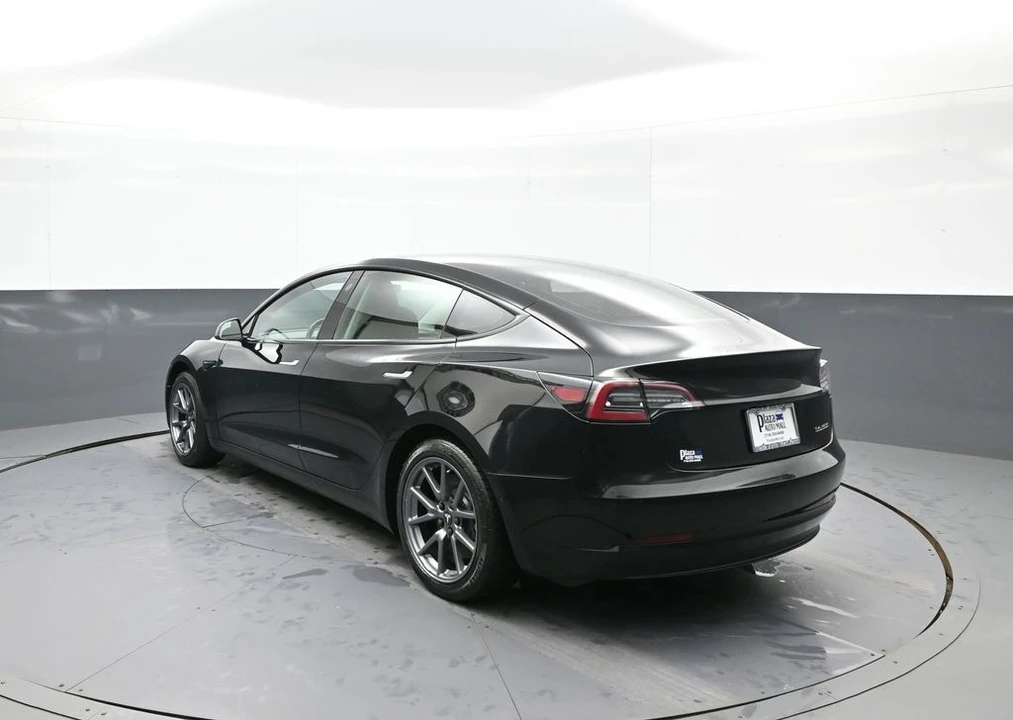 2019 Tesla Model 3 - Image 8 of 31