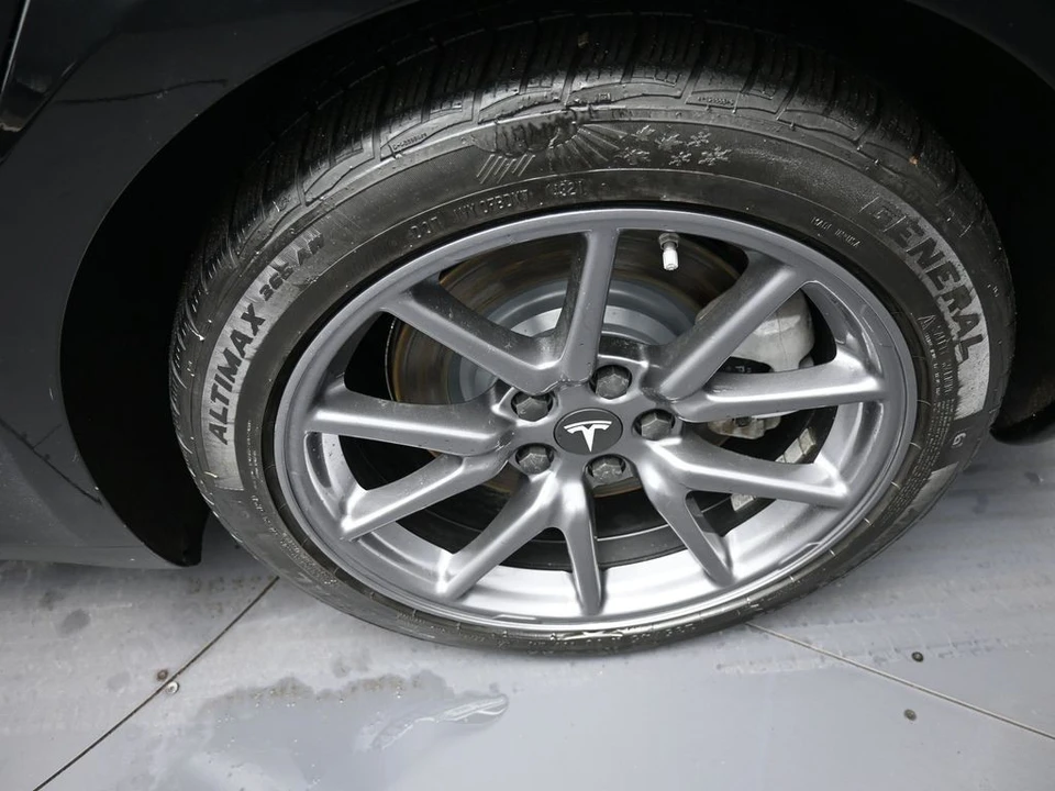 2019 Tesla Model 3 - Image 15 of 31