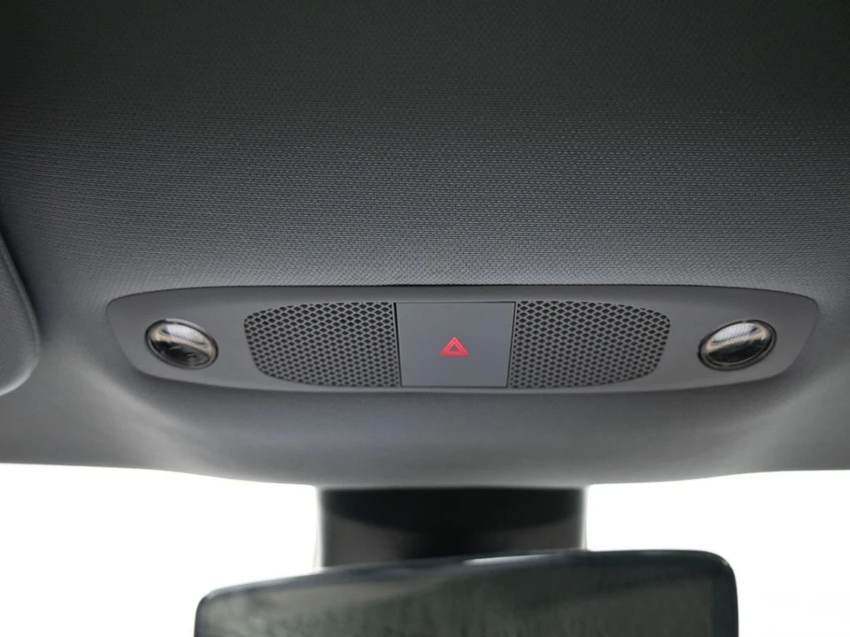 2019 Tesla Model 3 - Image 18 of 21
