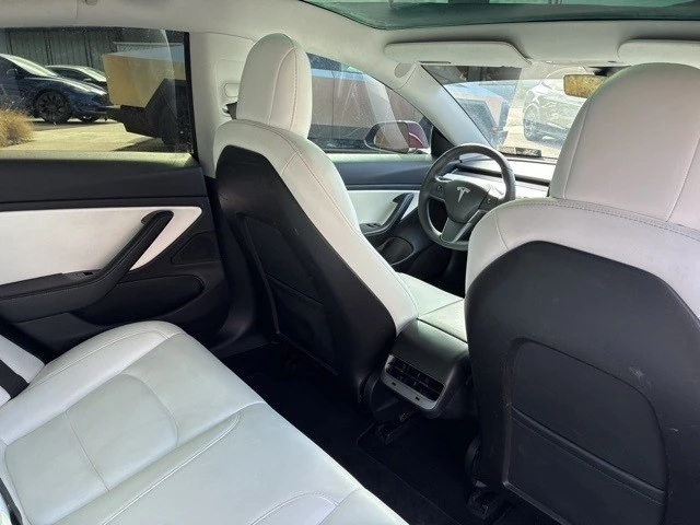 2019 Tesla Model 3 - Image 18 of 21
