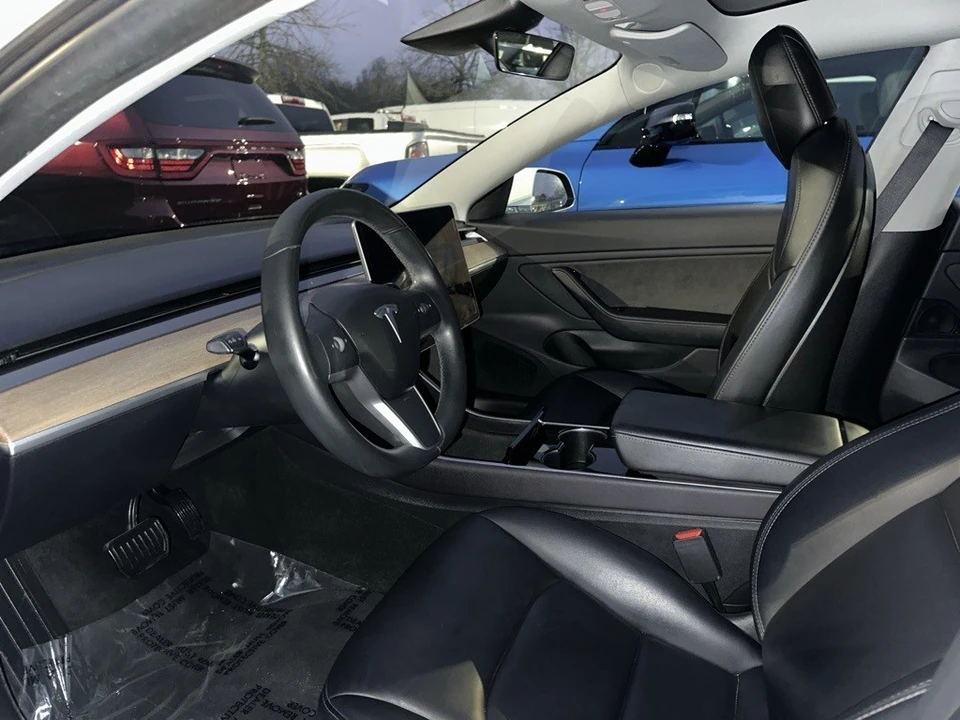 2019 Tesla Model 3 - Image 3 of 6