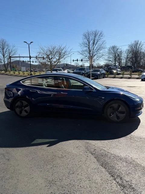 2019 Tesla Model 3 - Image 4 of 19