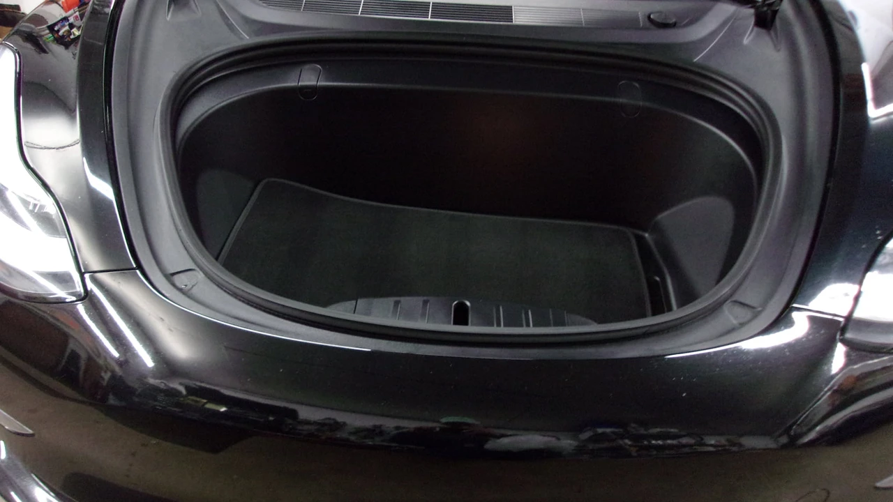 2019 Tesla Model 3 - Image 8 of 14