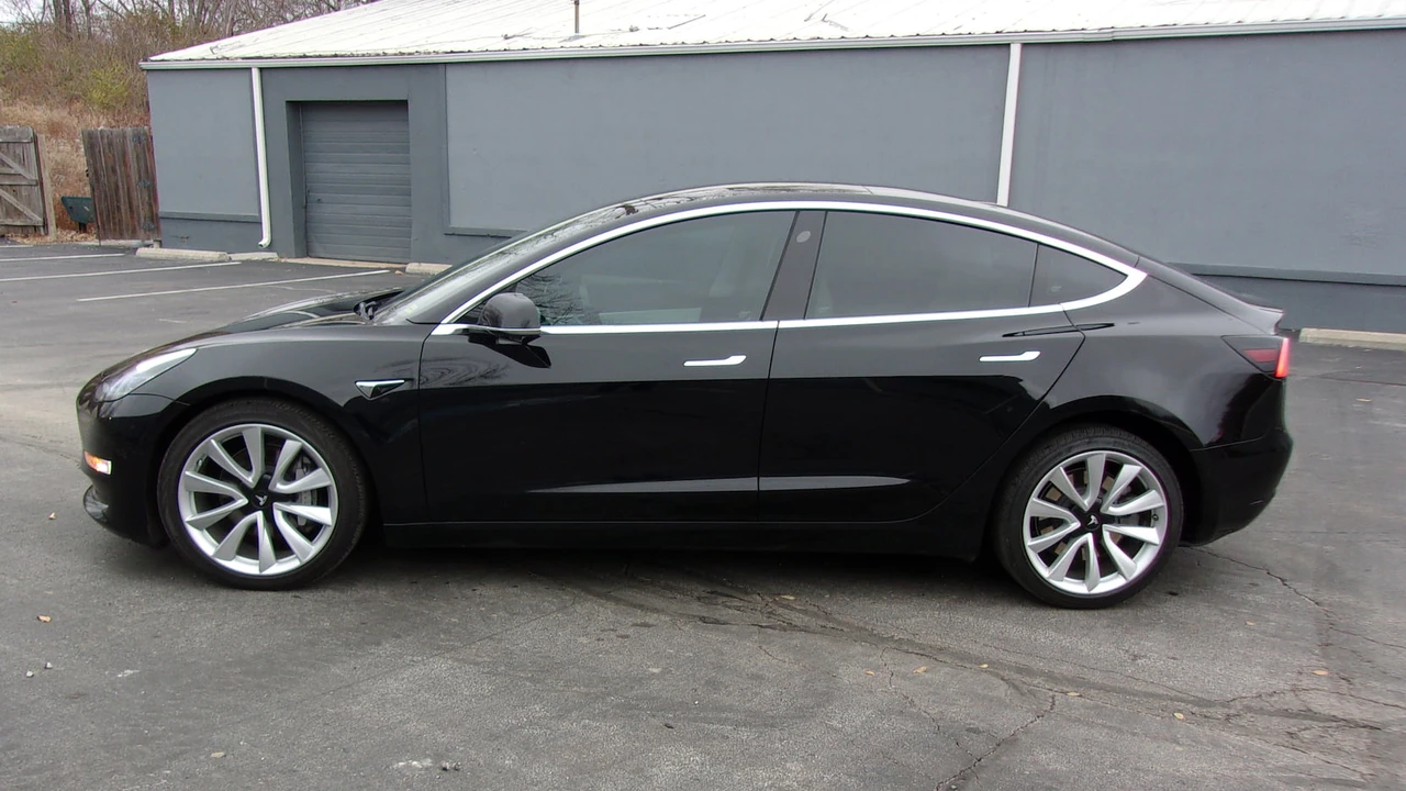2019 Tesla Model 3 - Image 11 of 14