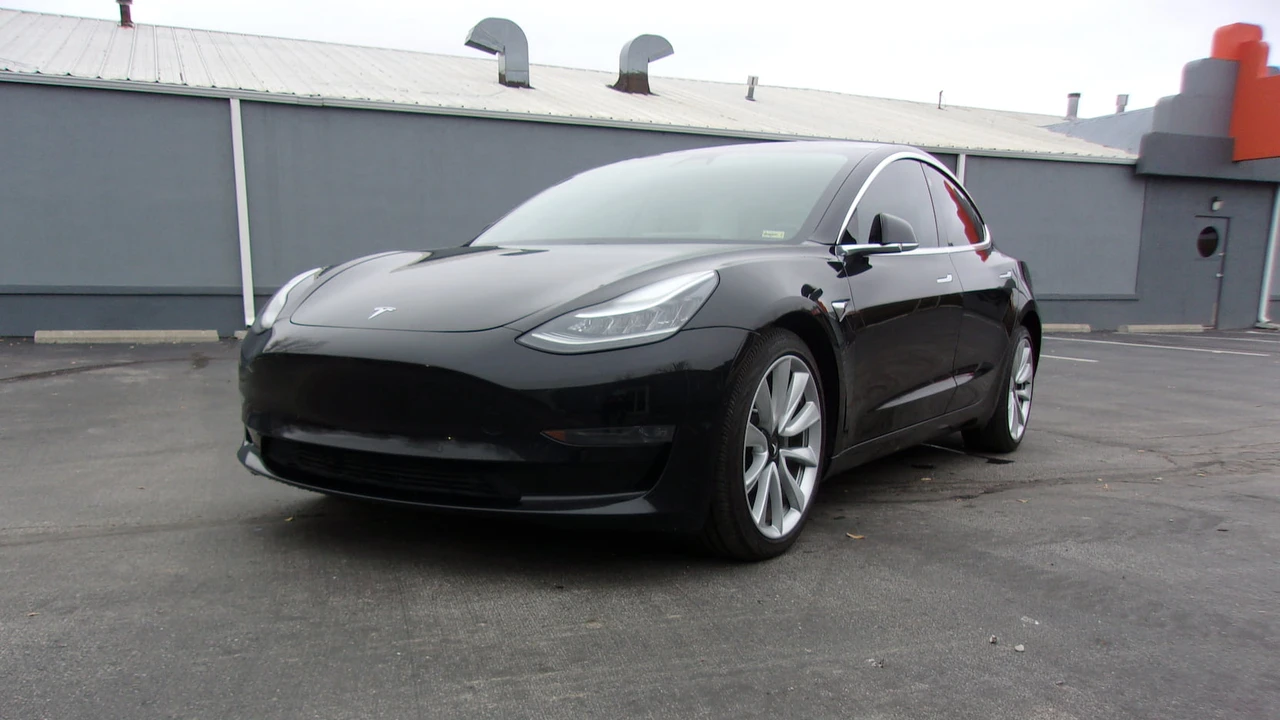2019 Tesla Model 3 - Image 13 of 14