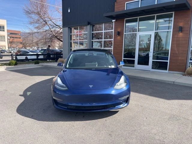 2019 Tesla Model 3 - Image 2 of 21