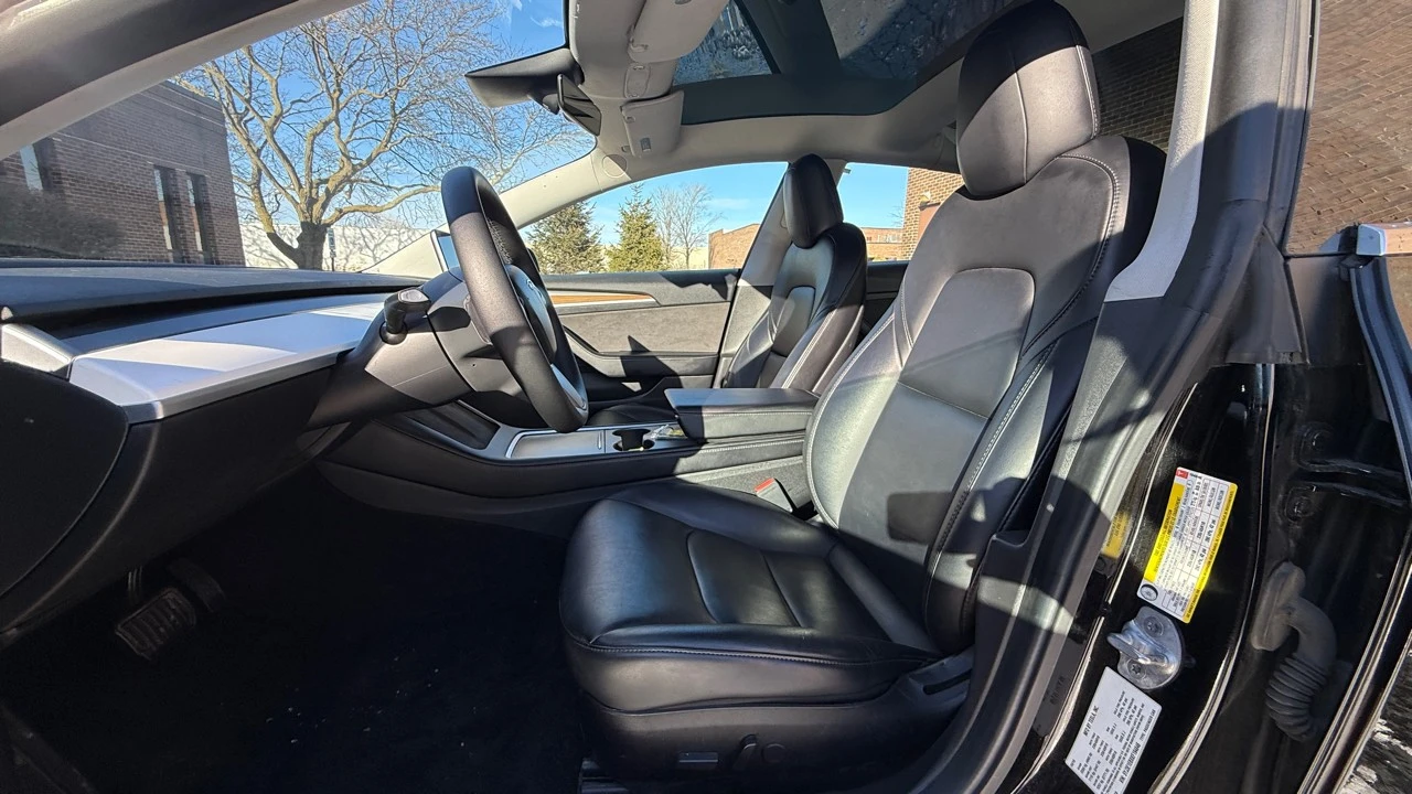 2019 Tesla Model 3 - Image 10 of 21