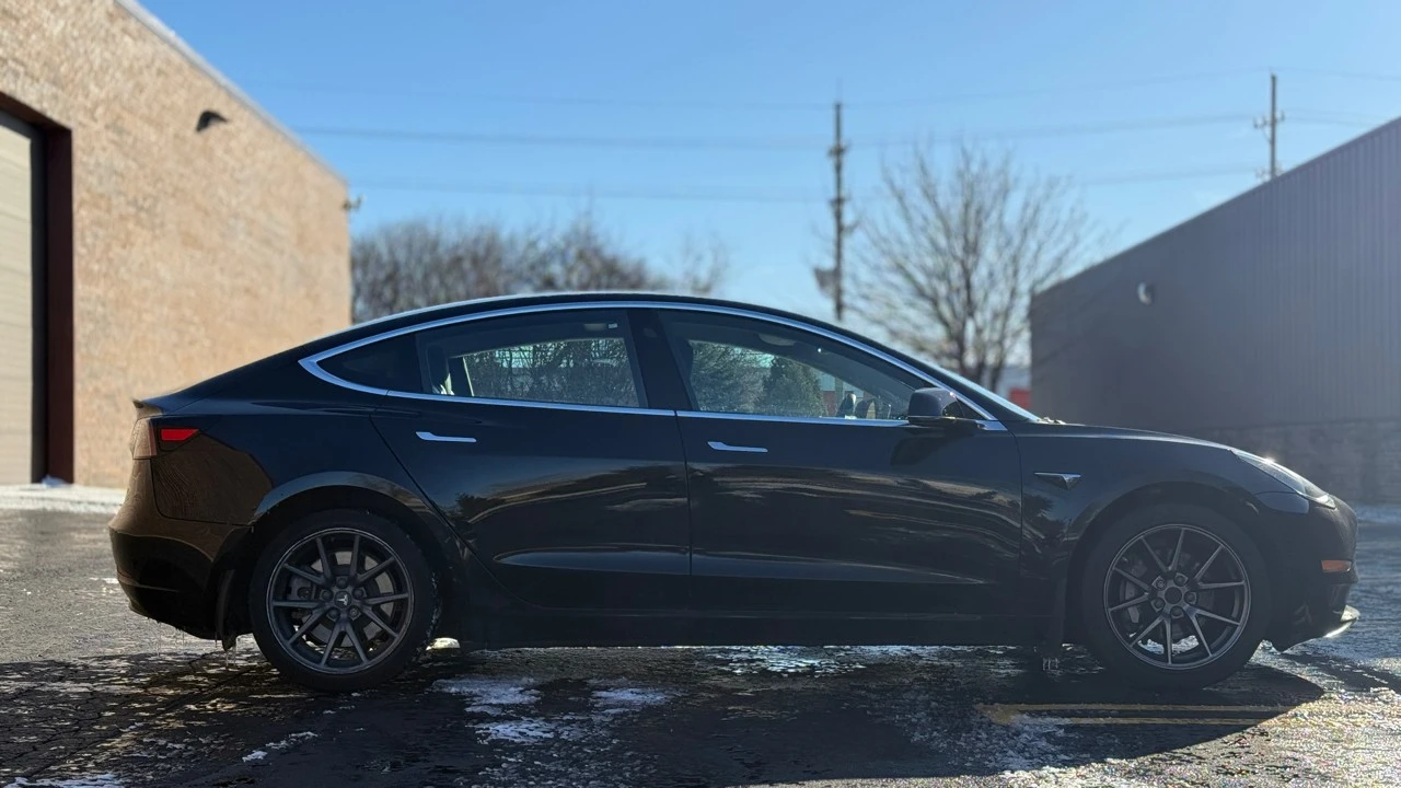 2019 Tesla Model 3 - Image 8 of 21
