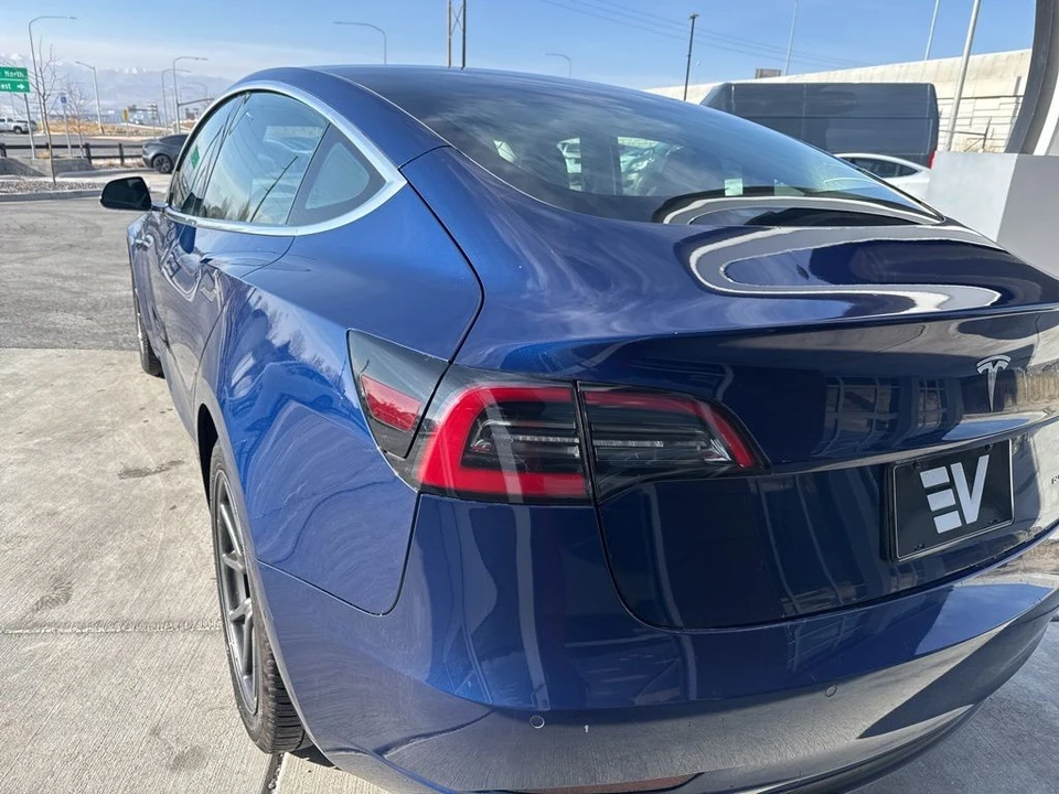 2019 Tesla Model 3 - Image 5 of 21