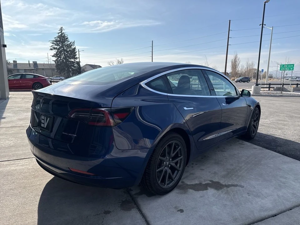 2019 Tesla Model 3 - Image 7 of 21