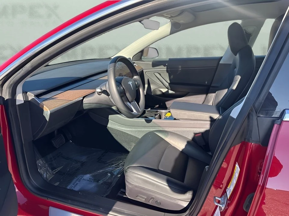 2019 Tesla Model 3 - Image 9 of 12