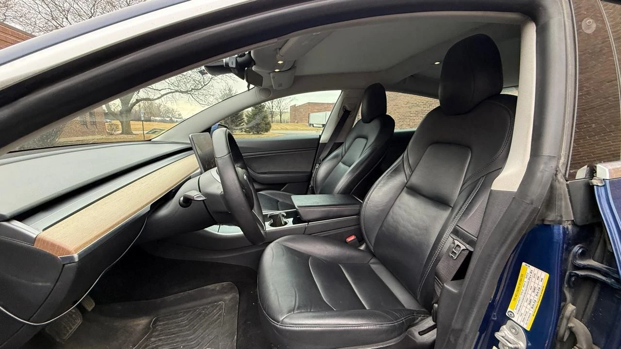 2019 Tesla Model 3 - Image 9 of 21