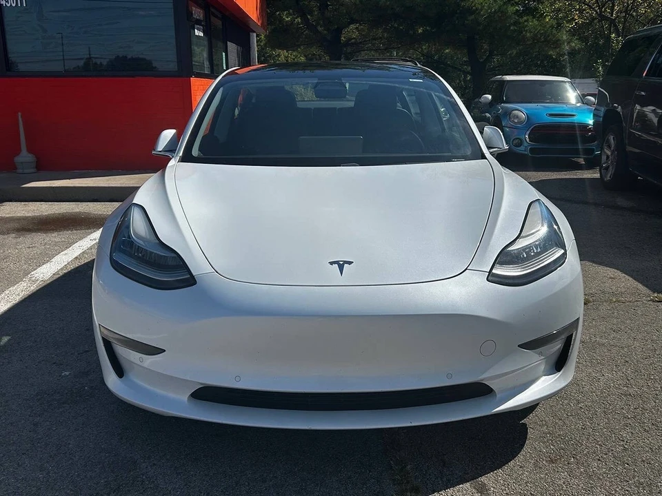 2019 Tesla Model 3 - Image 4 of 12