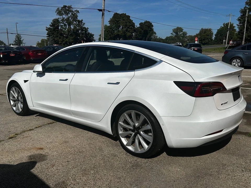 2019 Tesla Model 3 - Image 10 of 12
