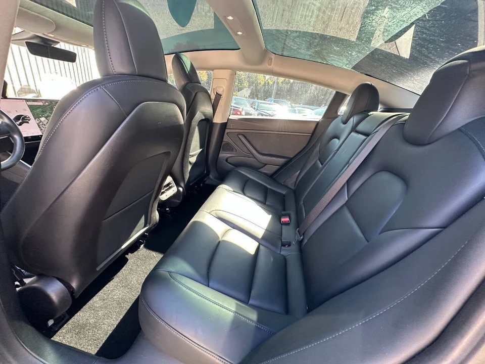 2019 Tesla Model 3 - Image 10 of 19