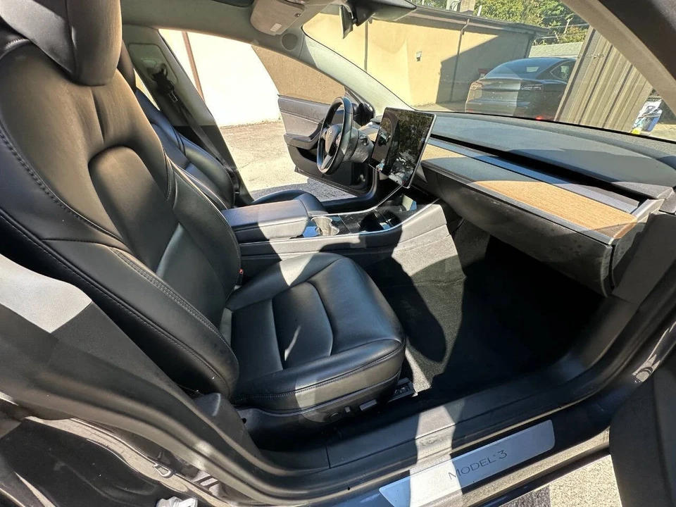 2019 Tesla Model 3 - Image 13 of 19