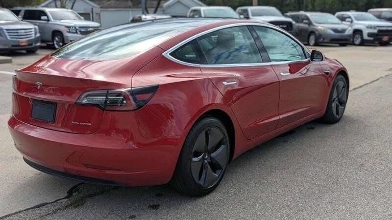 2019 Tesla Model 3 - Image 5 of 12