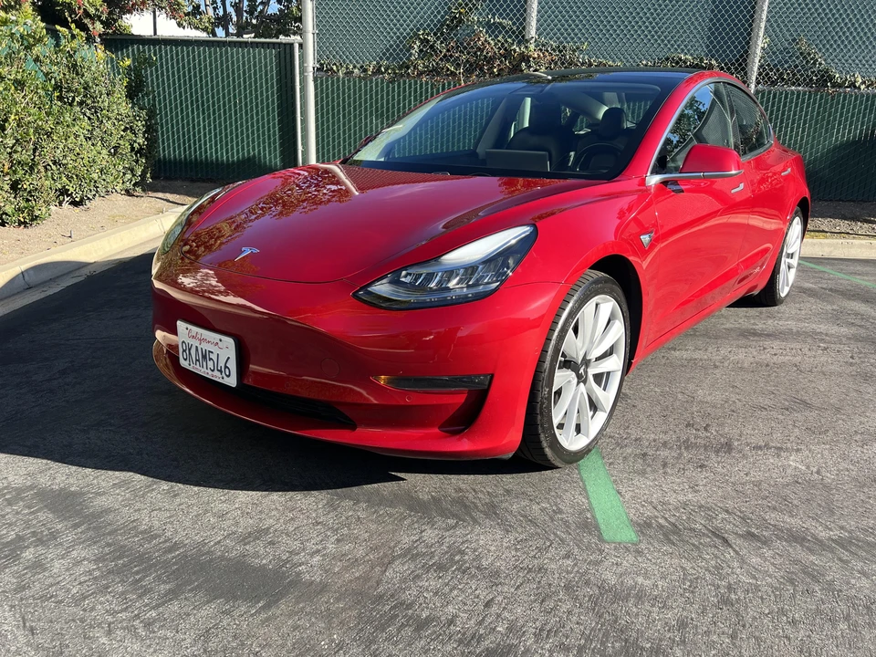 2019 Tesla Model 3 - Image 11 of 31