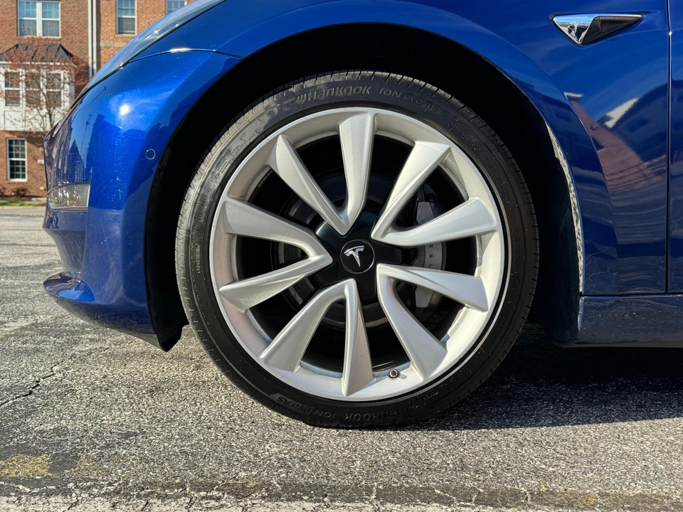 2019 Tesla Model 3 - Image 25 of 31