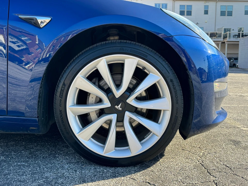 2019 Tesla Model 3 - Image 28 of 31