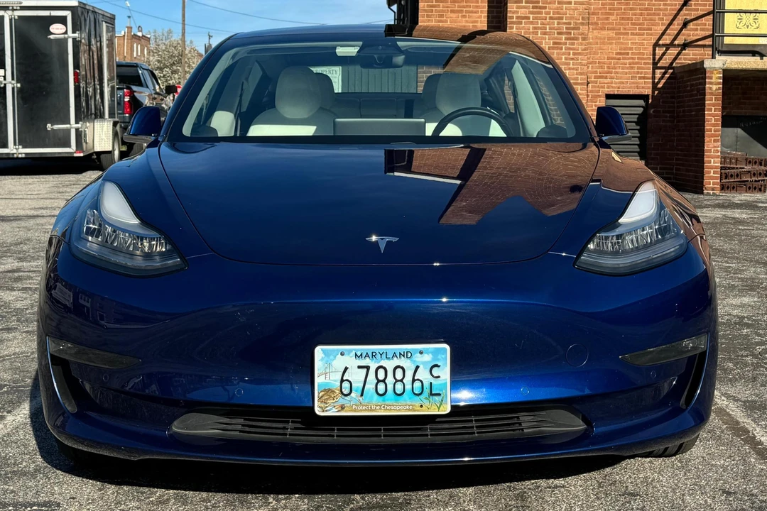 2019 Tesla Model 3 - Image 2 of 31