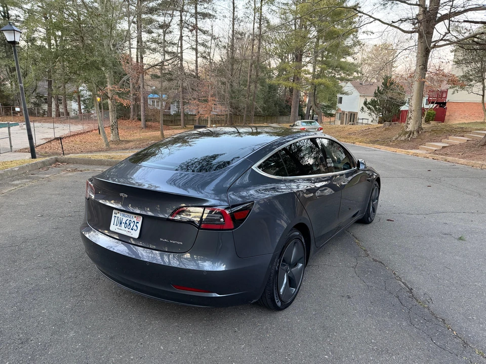 2019 Tesla Model 3 - Image 19 of 31