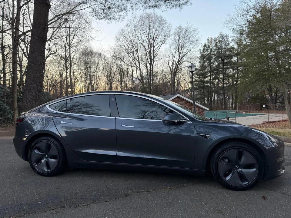 2019 Tesla Model 3 - Image 23 of 31