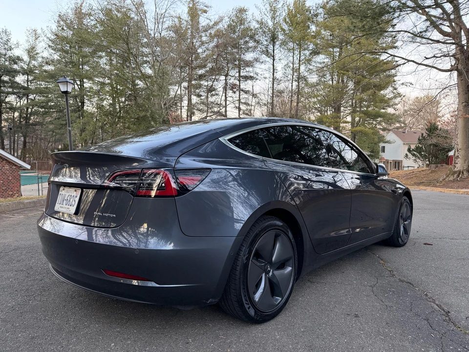 2019 Tesla Model 3 - Image 22 of 31