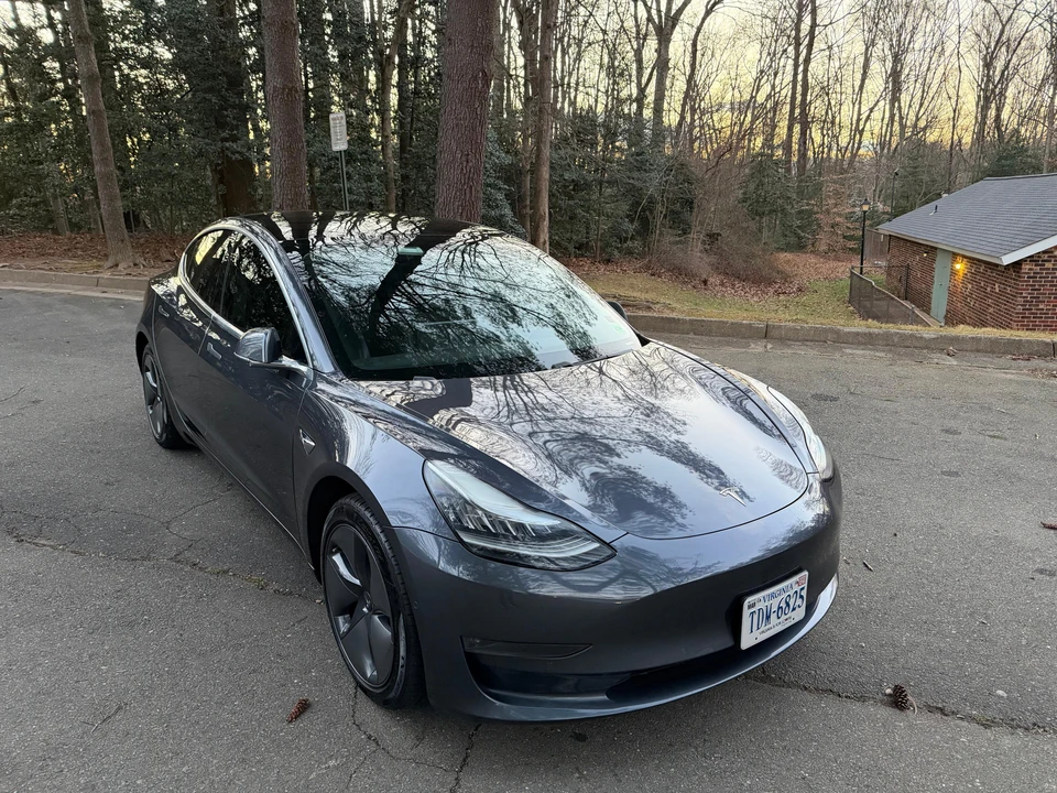 2019 Tesla Model 3 - Image 25 of 31