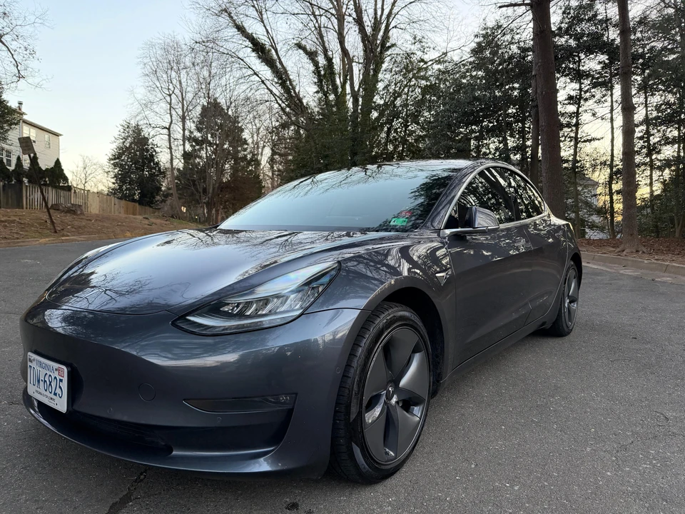 2019 Tesla Model 3 - Image 11 of 31