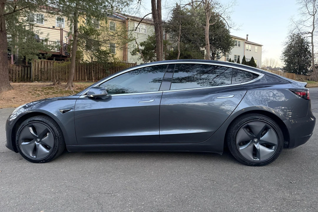 2019 Tesla Model 3 - Image 3 of 31