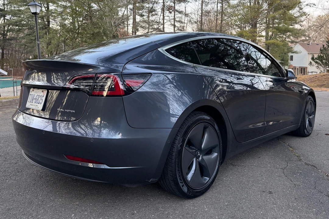 2019 Tesla Model 3 - Image 4 of 31