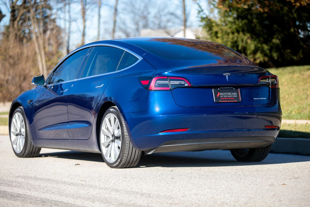 2019 Tesla Model 3 - Image 11 of 31