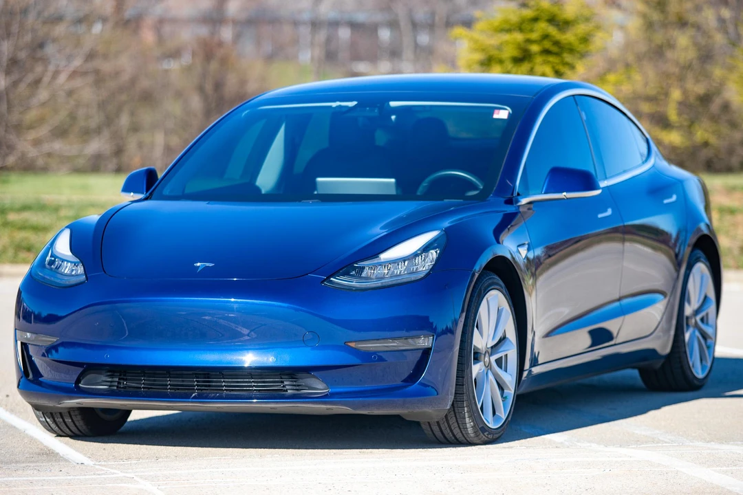2019 Tesla Model 3 - Image 8 of 31