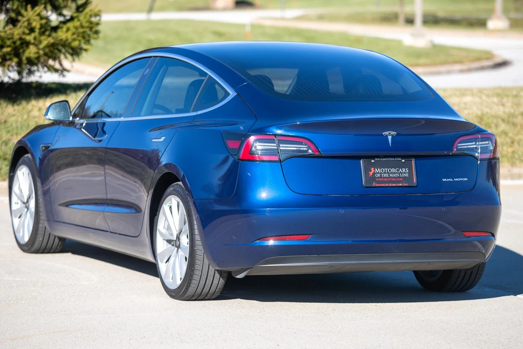 2019 Tesla Model 3 - Image 13 of 31