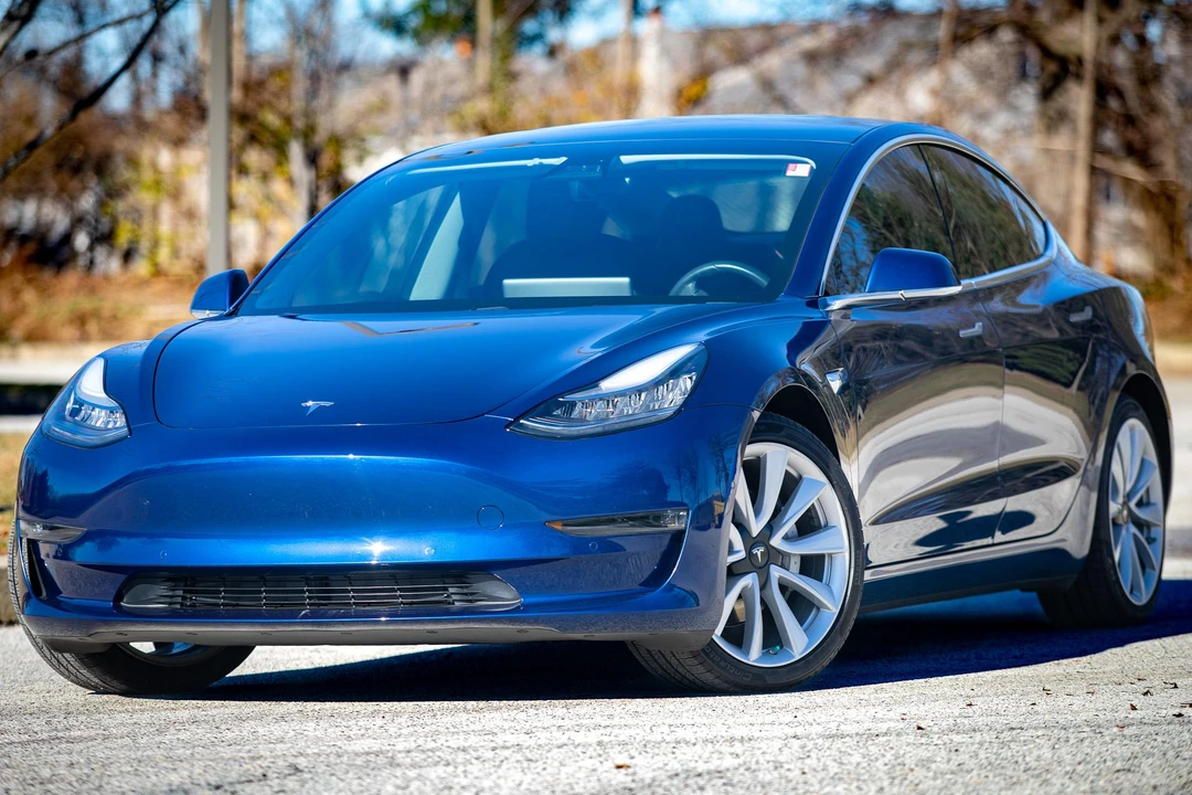 2019 Tesla Model 3 - Image 9 of 31