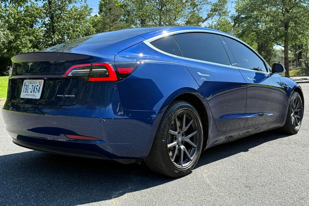 2019 Tesla Model 3 - Image 4 of 31