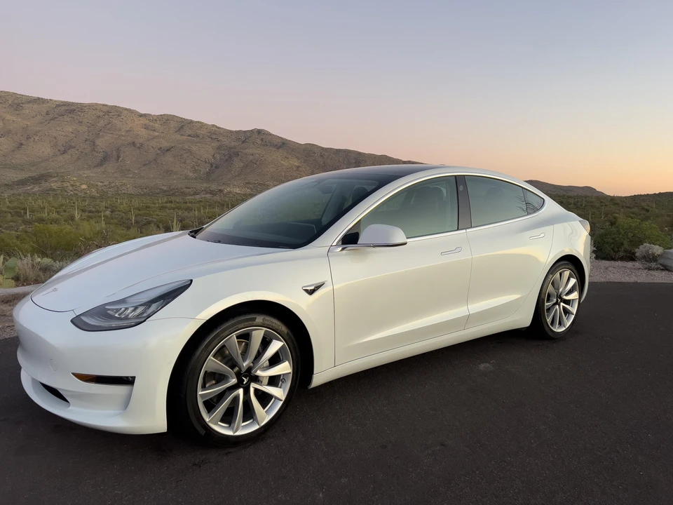 2019 Tesla Model 3 - Image 12 of 31