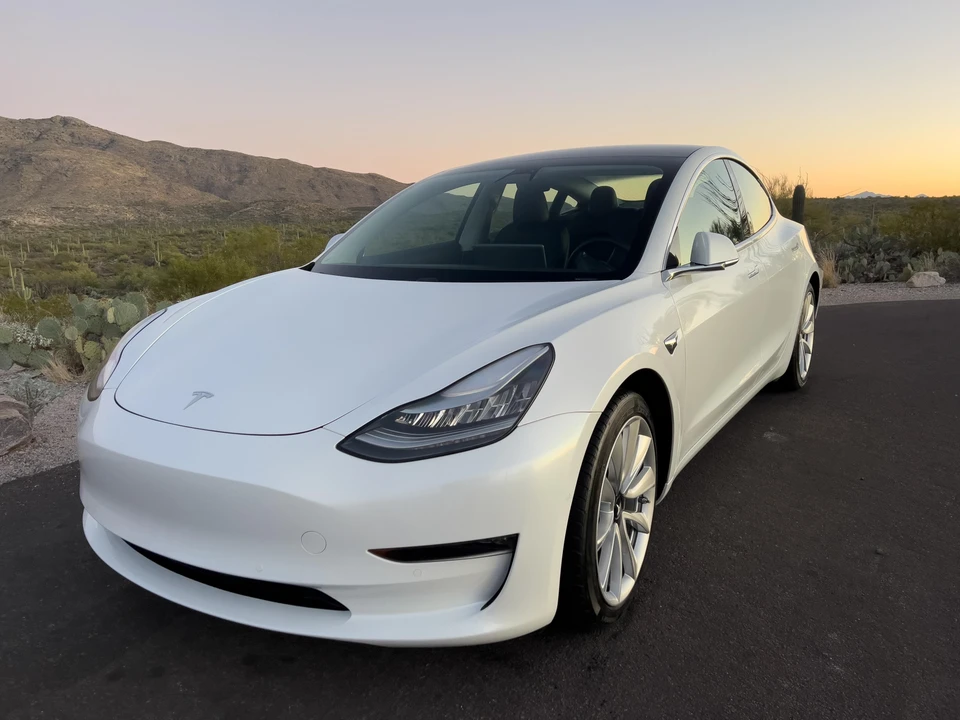 2019 Tesla Model 3 - Image 7 of 31