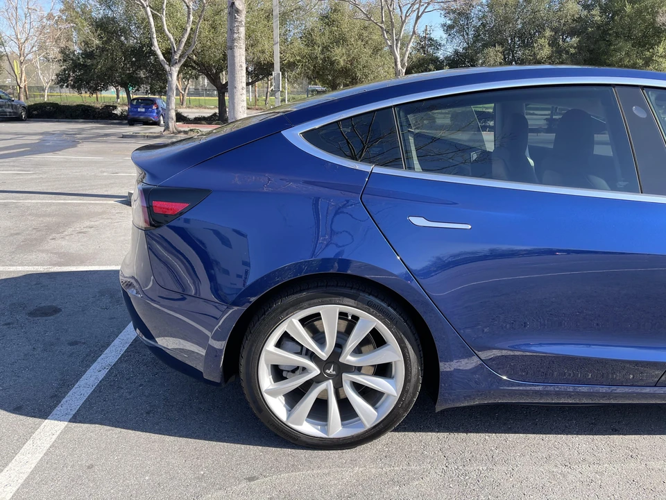 2019 Tesla Model 3 - Image 20 of 31