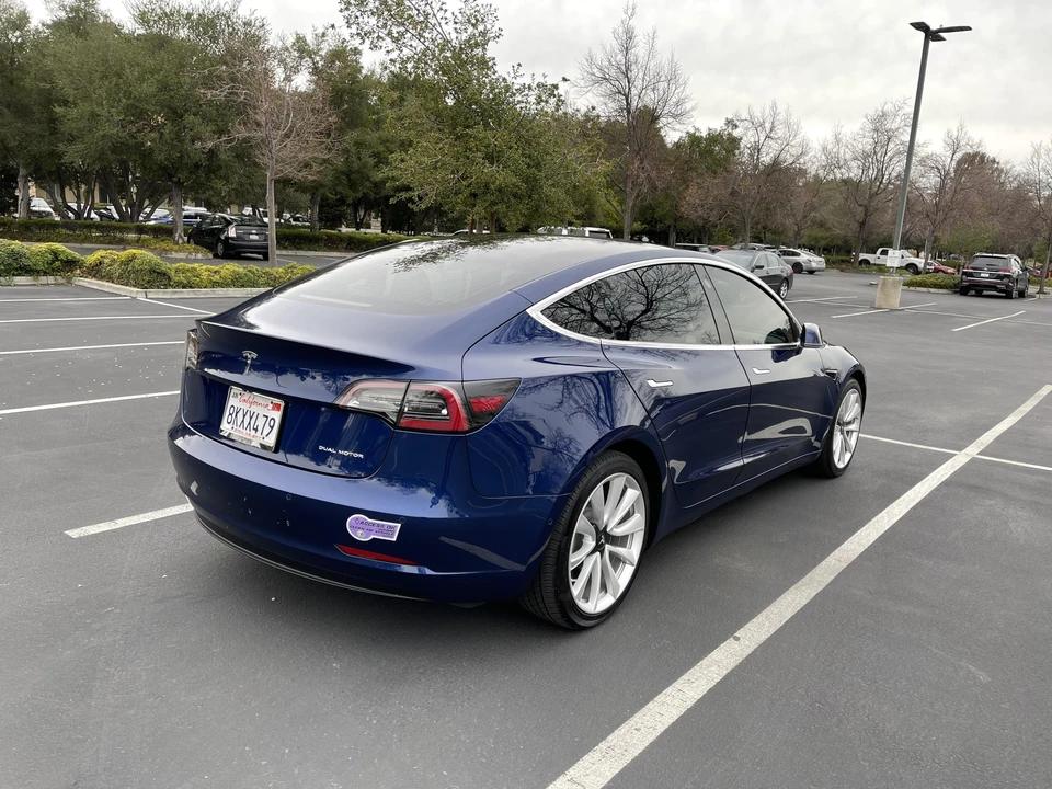 2019 Tesla Model 3 - Image 13 of 31