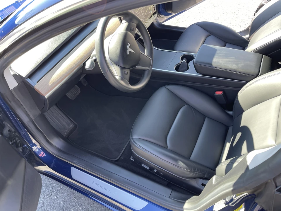 2019 Tesla Model 3 - Image 29 of 31