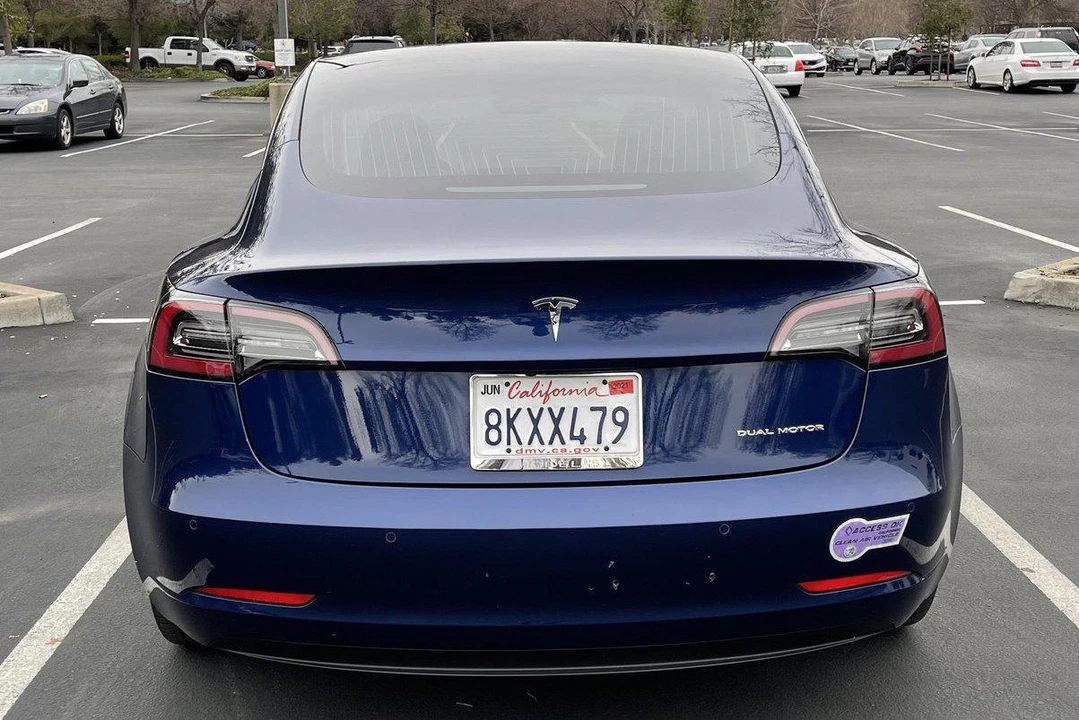 2019 Tesla Model 3 - Image 5 of 31