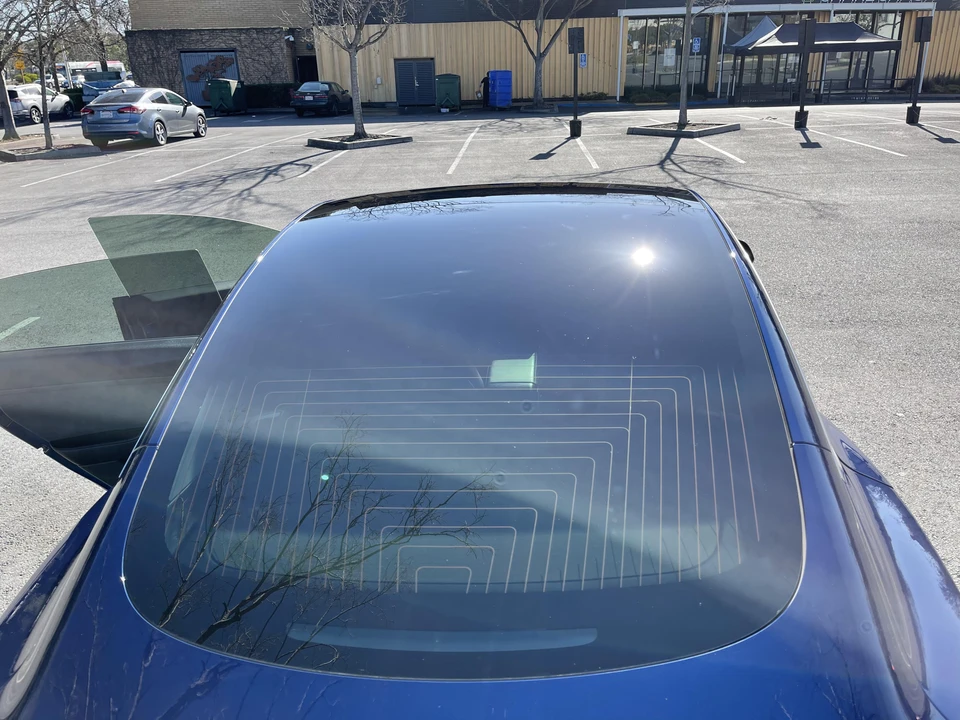 2019 Tesla Model 3 - Image 24 of 31
