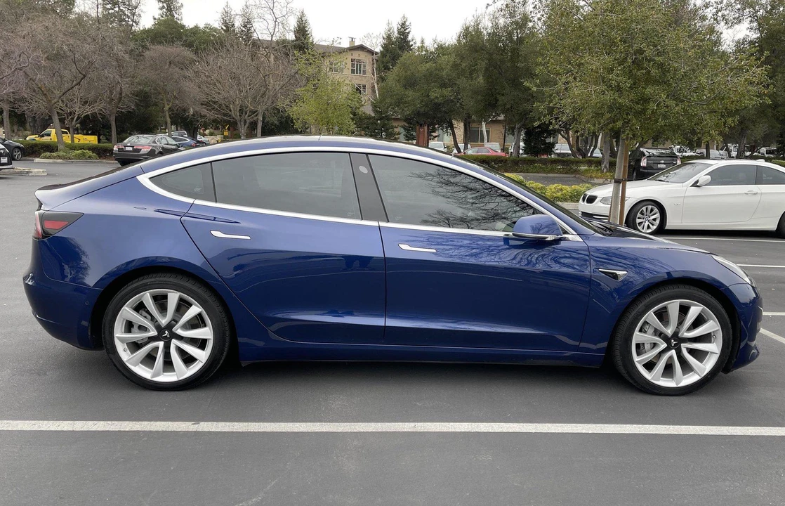 2019 Tesla Model 3 - Image 3 of 31