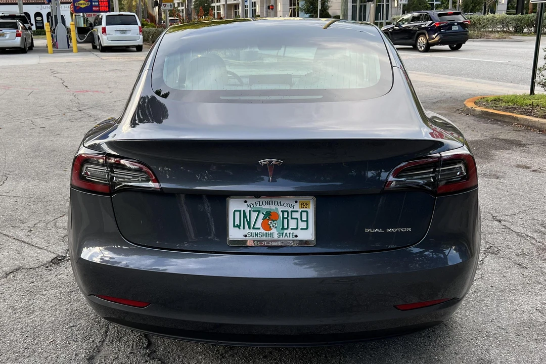 2019 Tesla Model 3 - Image 5 of 31
