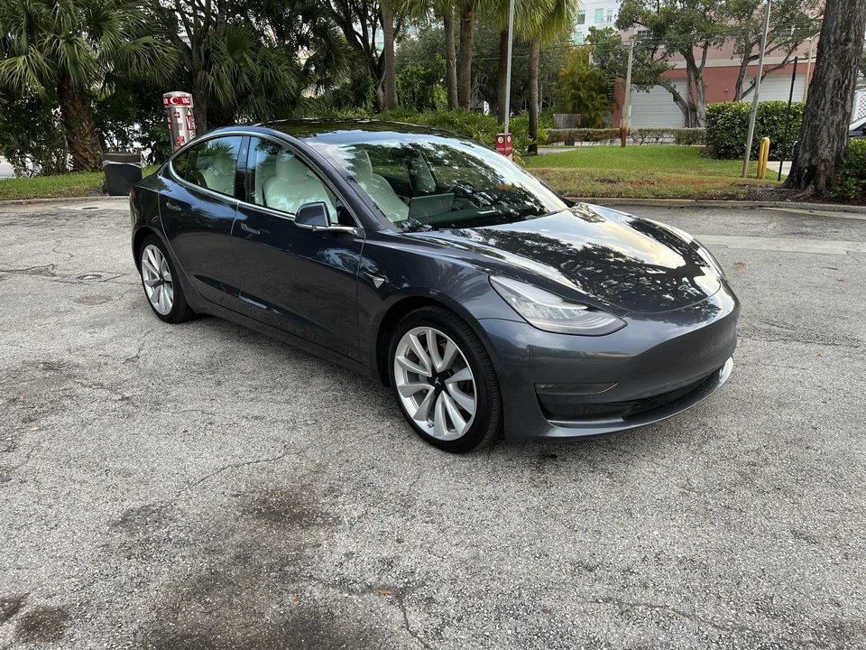 2019 Tesla Model 3 - Image 13 of 31