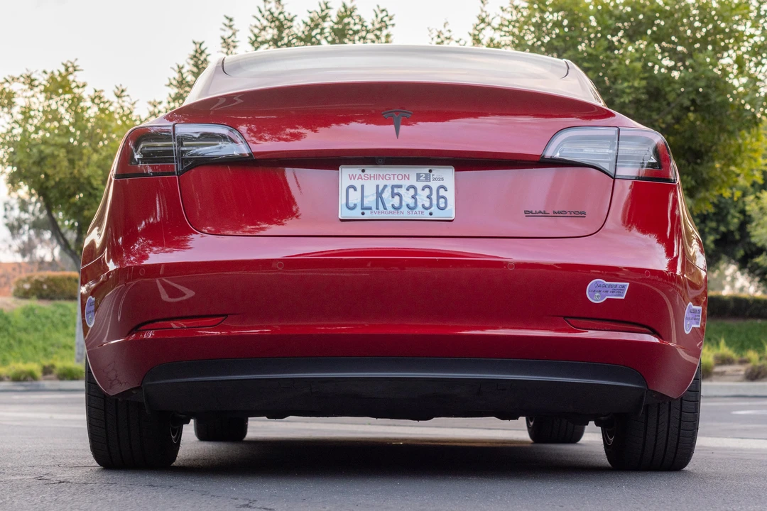2019 Tesla Model 3 - Image 11 of 31