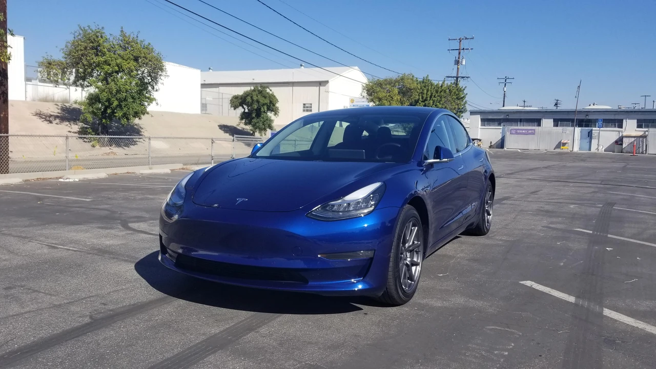 2019 Tesla Model 3 - Image 6 of 31