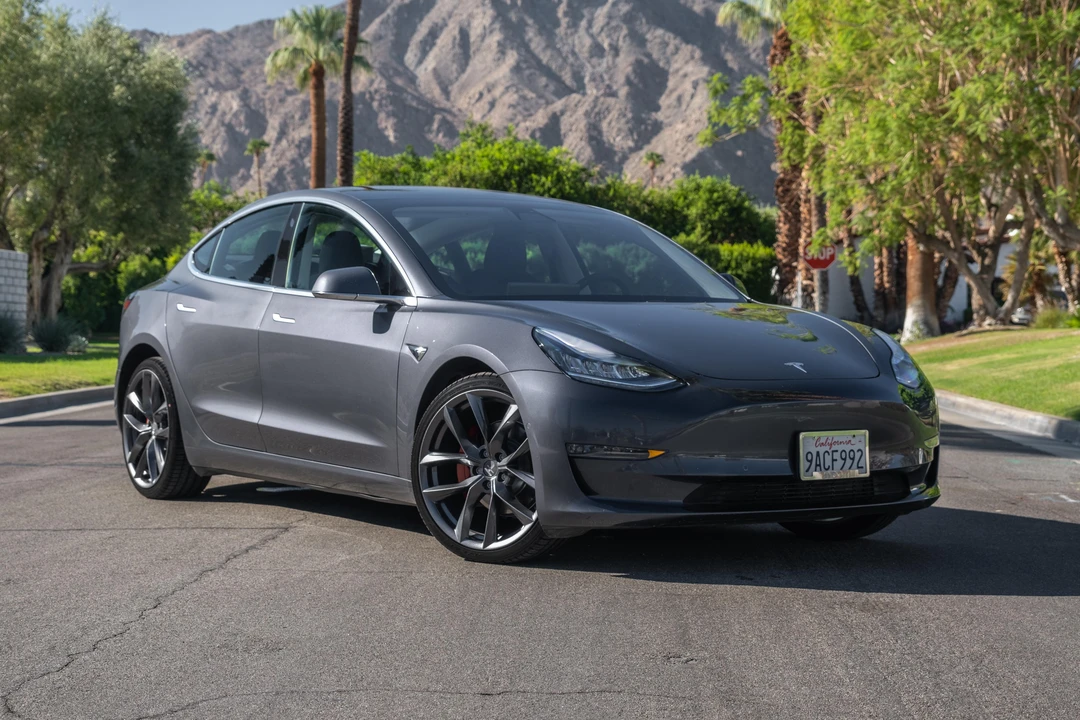 2019 Tesla Model 3 - Image 8 of 31